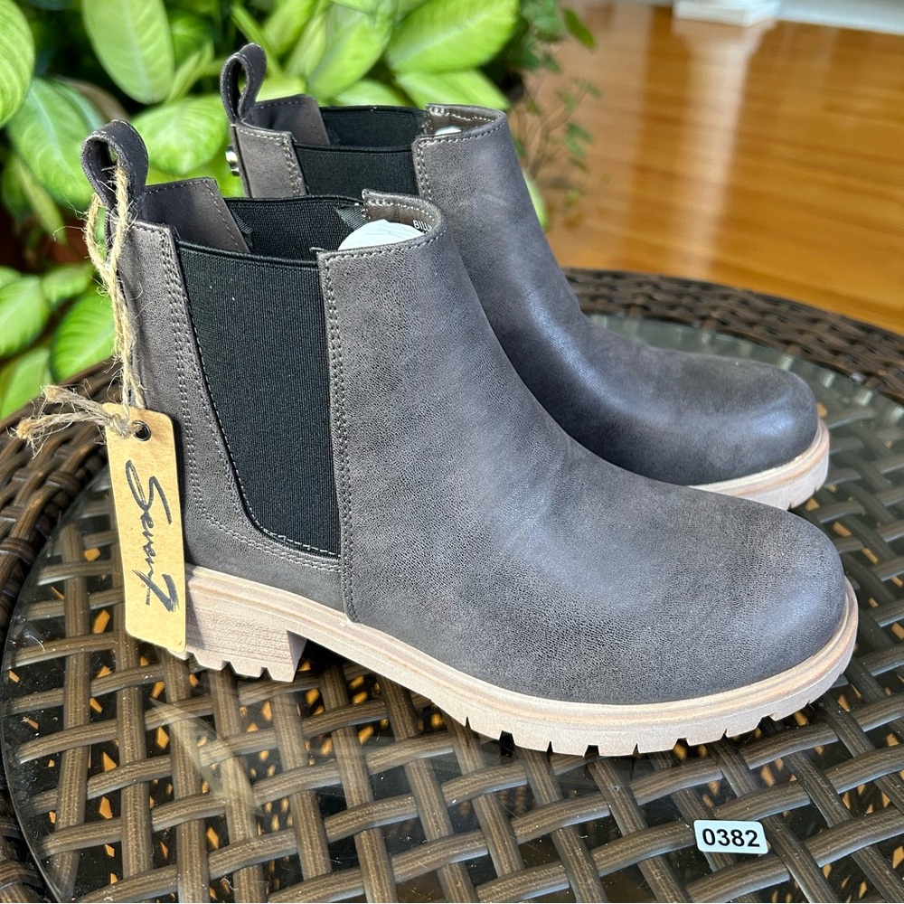 Seven7 Charcoal Ankle Boots